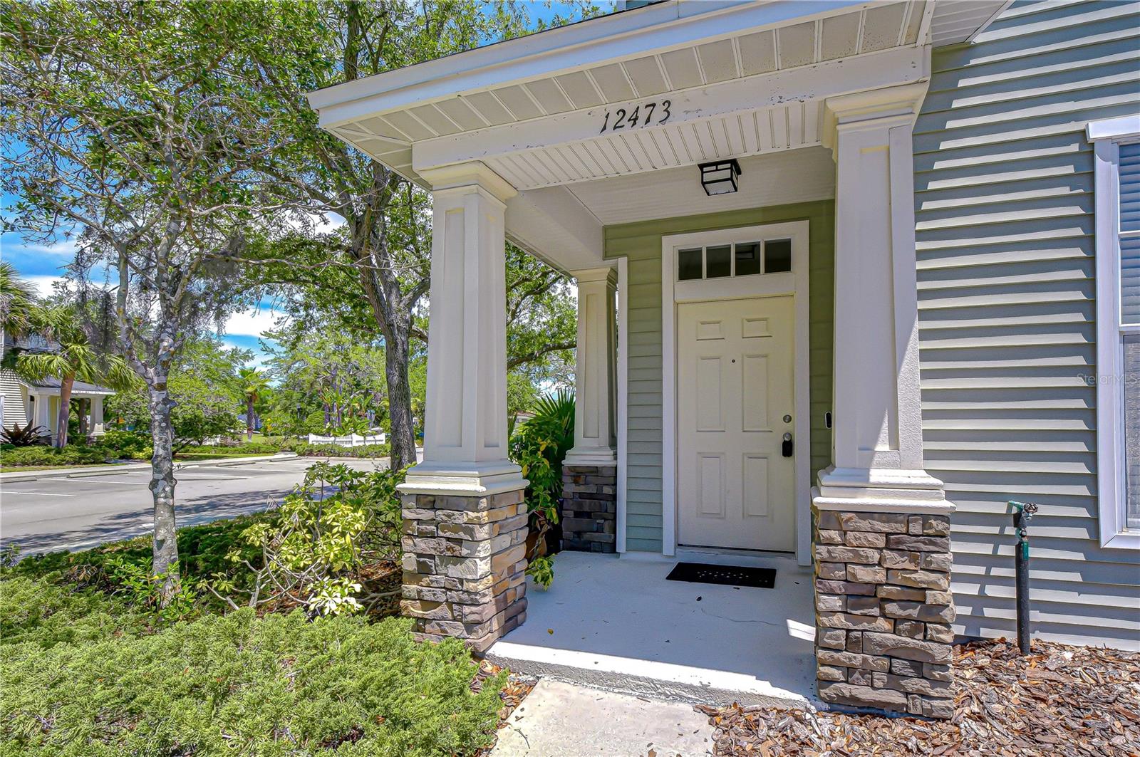 12473 Country White Cir photo 1
