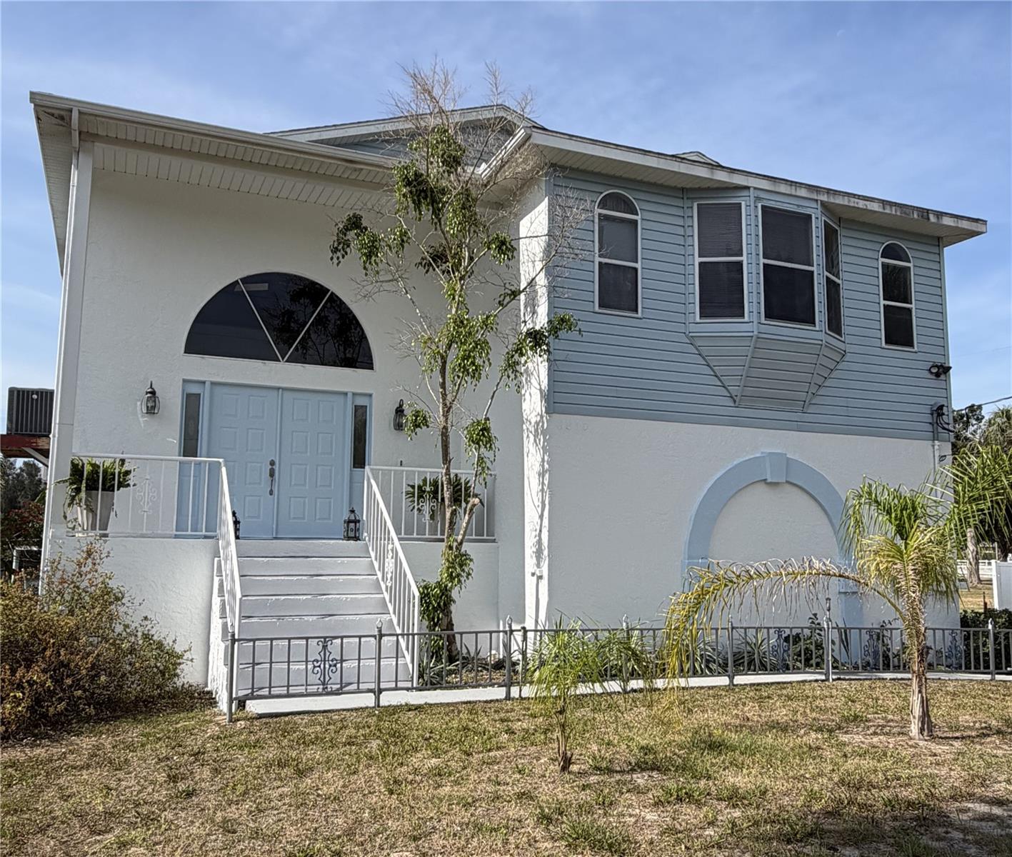6810 Seaview Blvd photo 1