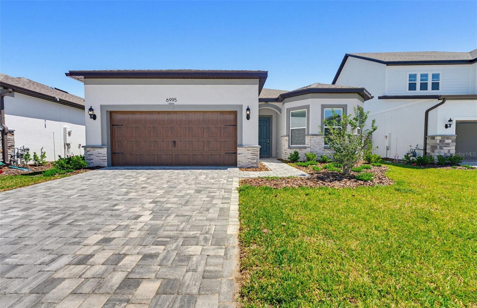 6995 Depue Dr photo 1