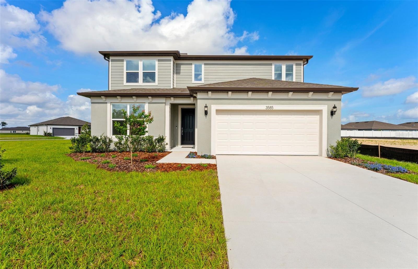 3585 Obsidian Dr photo 1