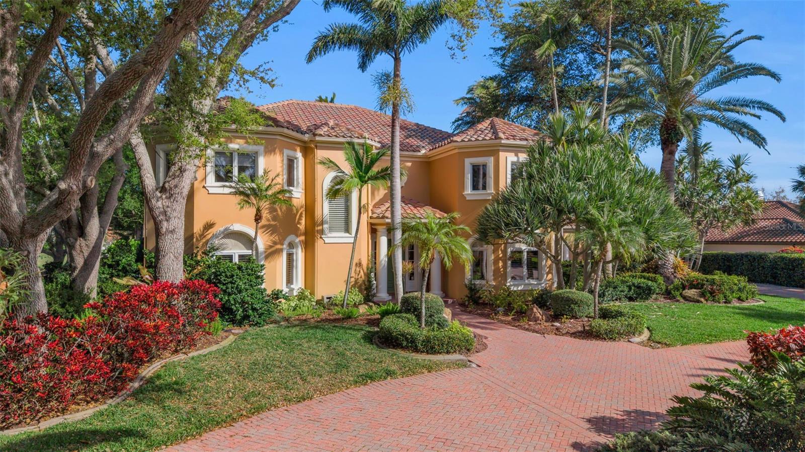 4079 Las Palmas Way photo 1