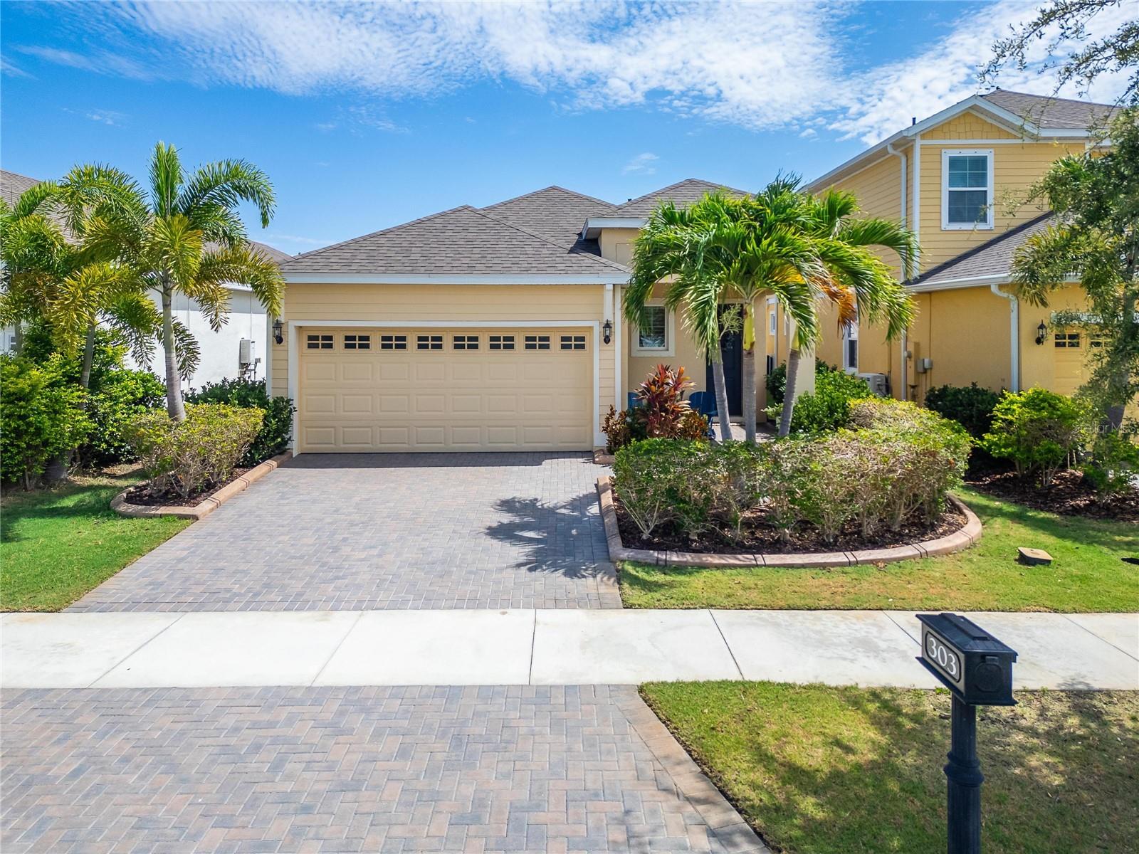 303 Blackrock Ln photo 1