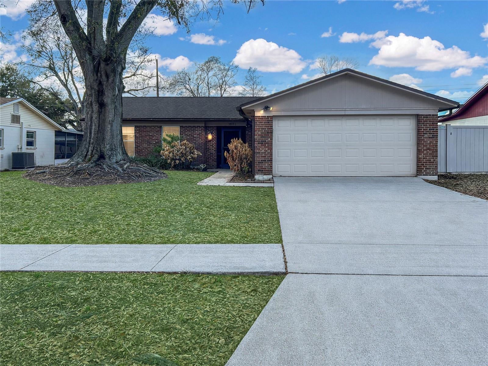 1815 Lowry Ave photo 1