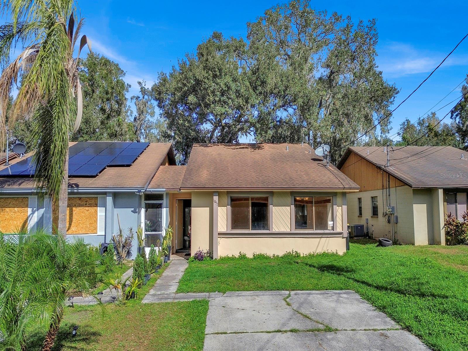 1057 Old South Dr
