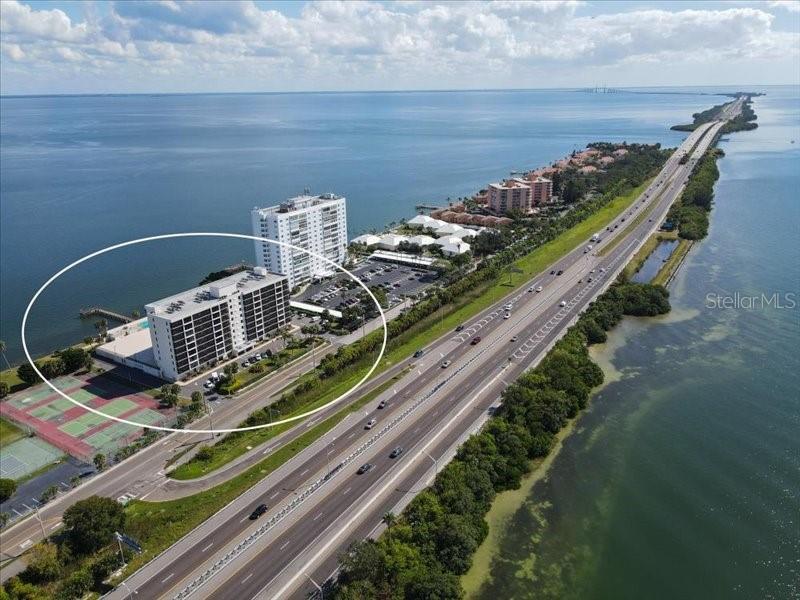 7100 Sunshine Skyway Ln S #706