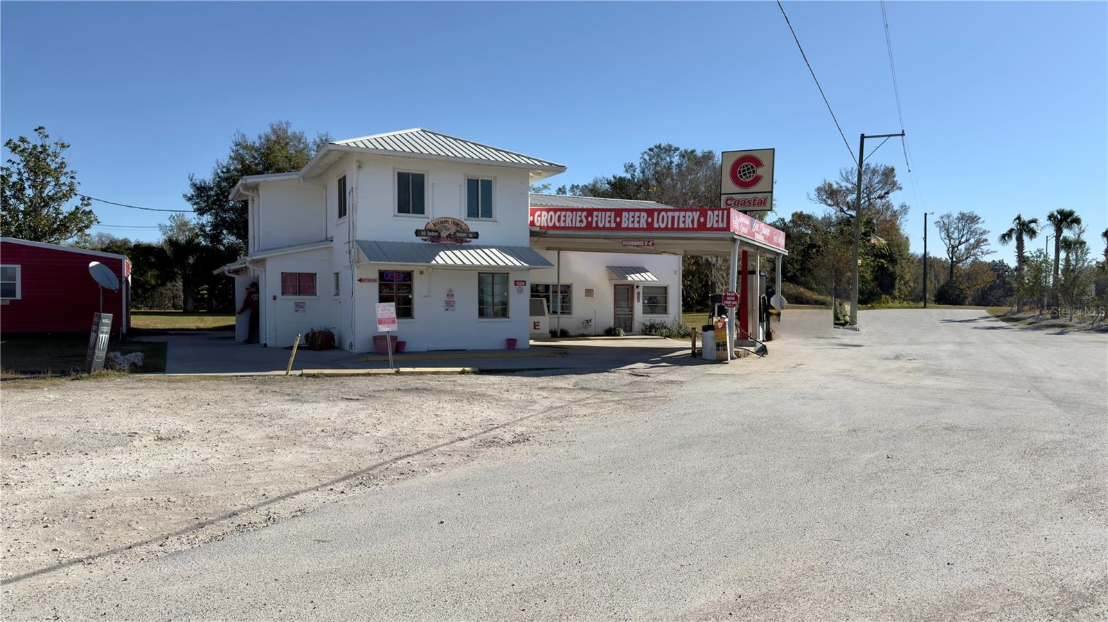 15738 Ponce DE Leon Blvd photo 1