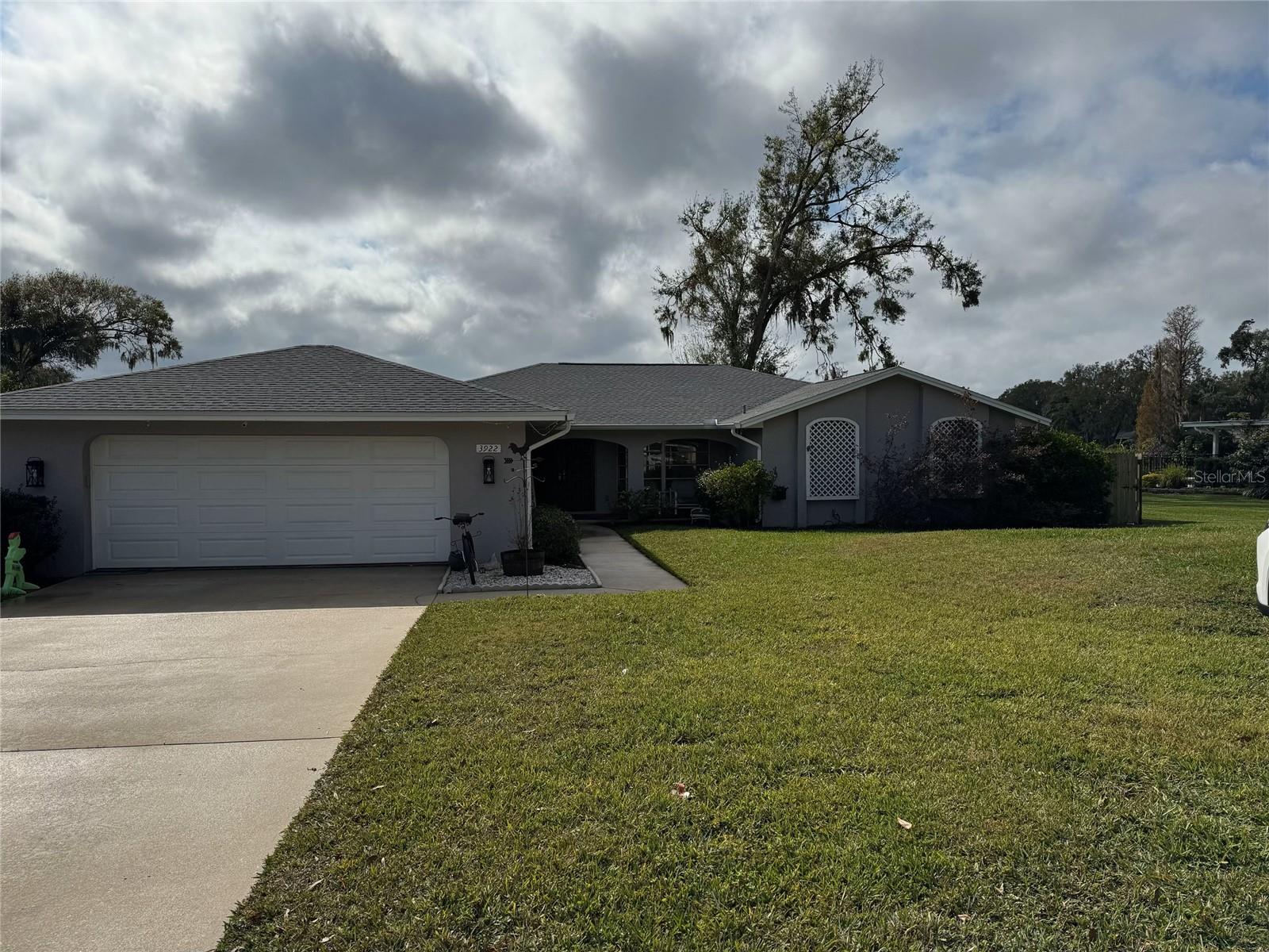 3922 Lake Joyce Dr