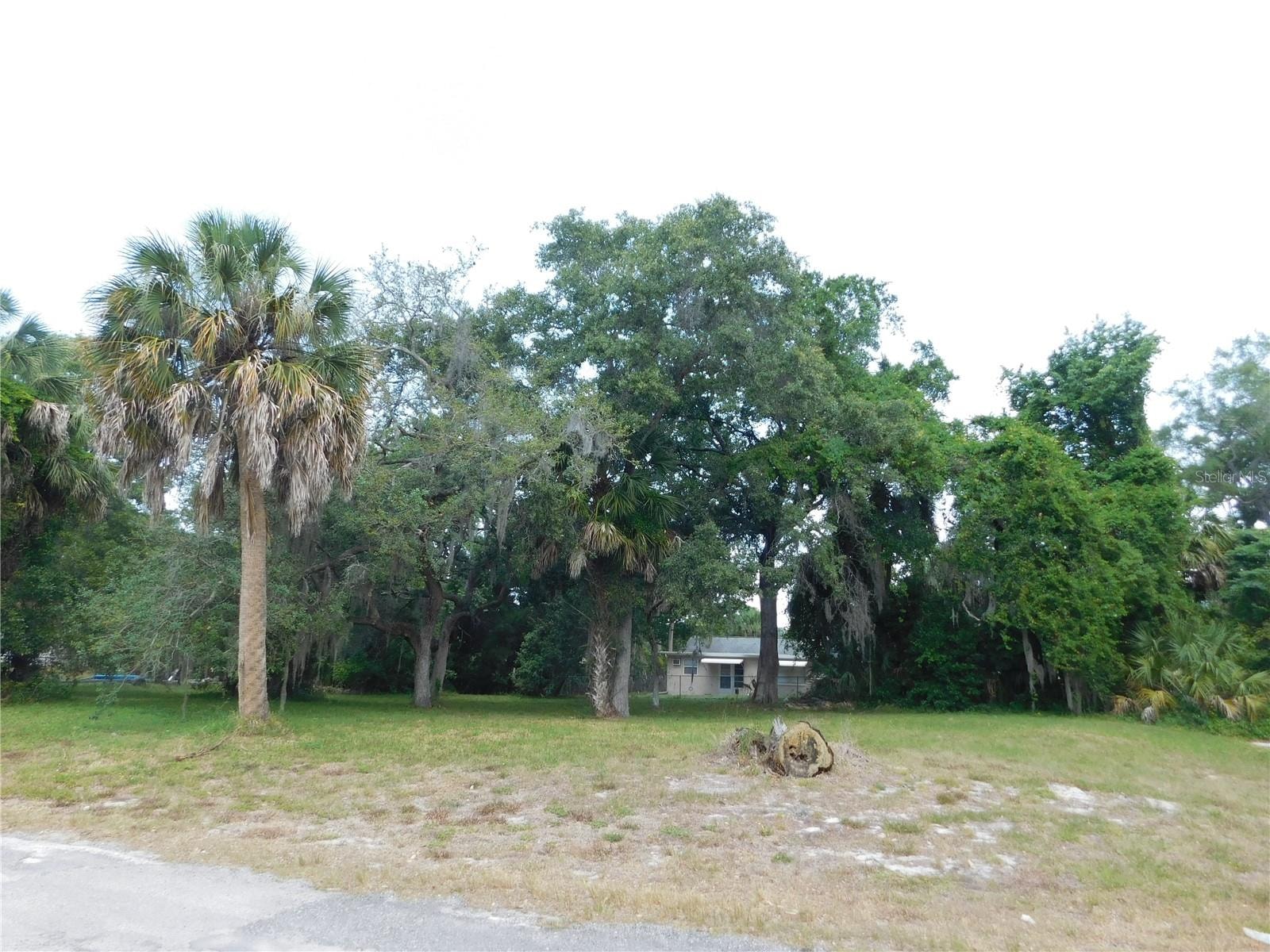 Lot 143 & 145 Inwood Dr photo 1