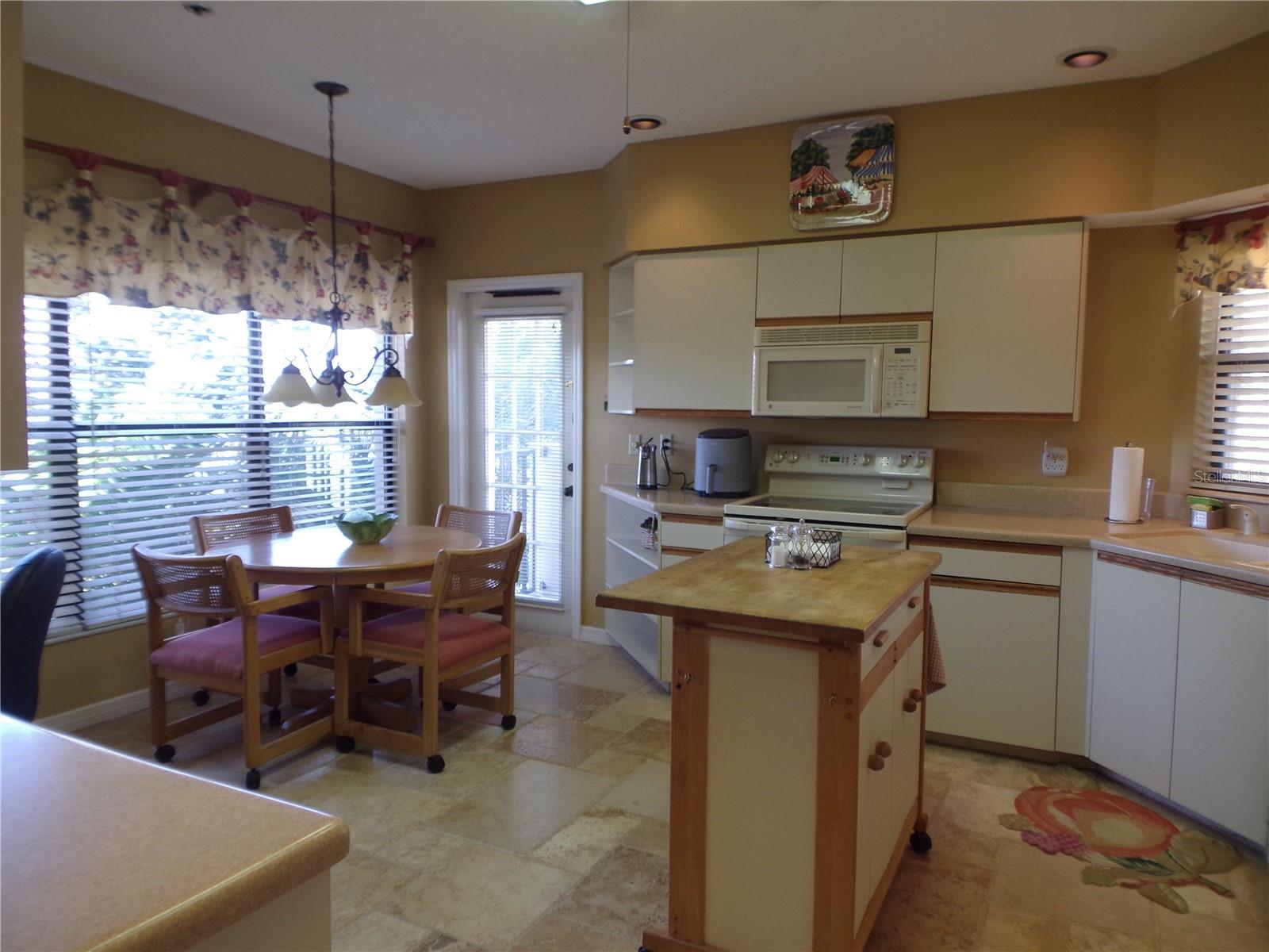 4555 Bay Club Dr #22
