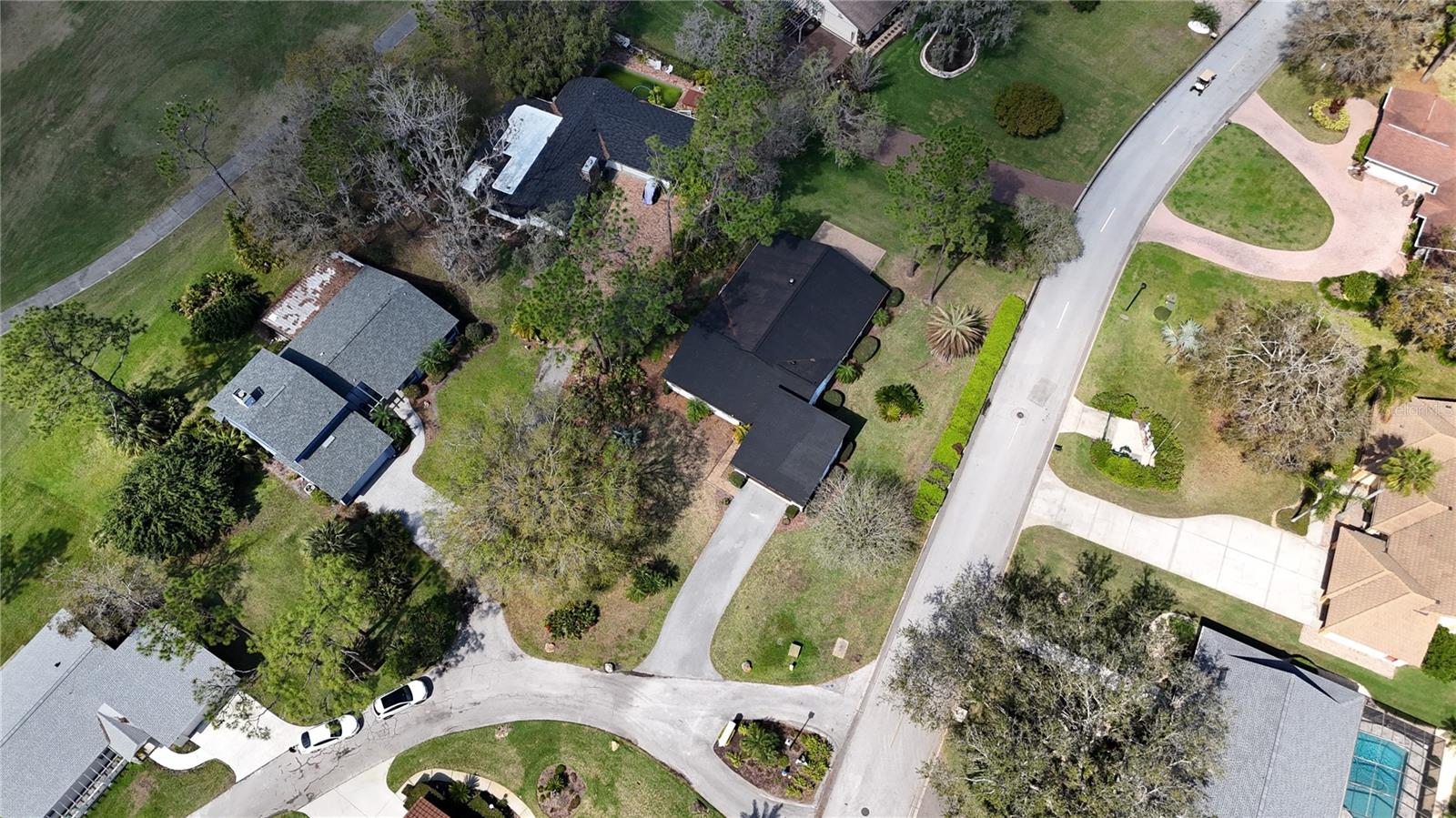 5144 Pine Tree Ln