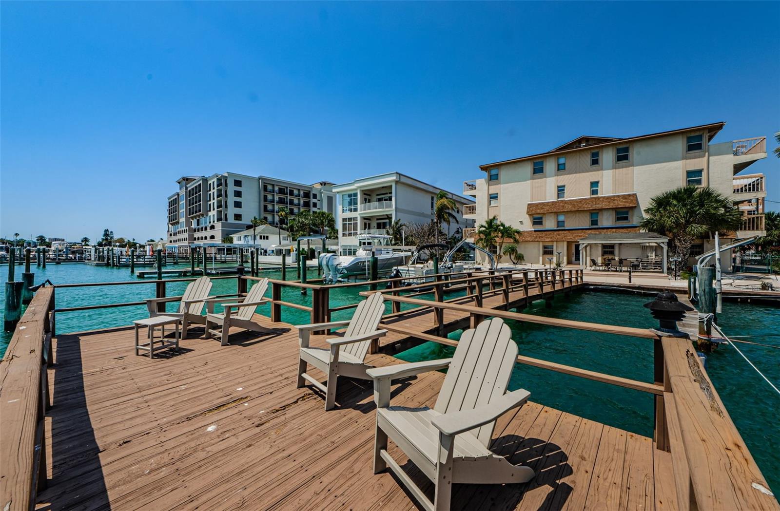 479 E Shore Dr #8 photo 1