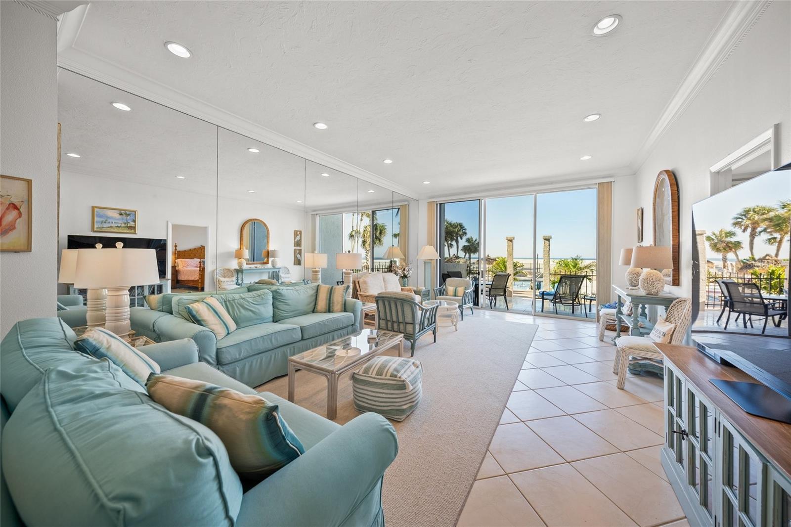 1212 Benjamin Franklin Dr #102