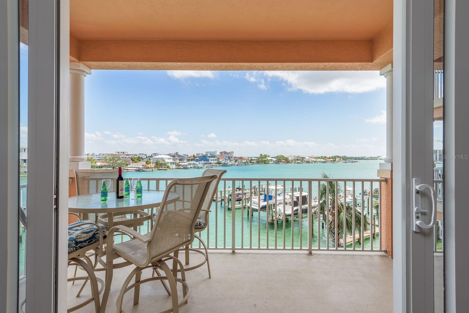 530 S Gulfview Blvd #303 photo 1