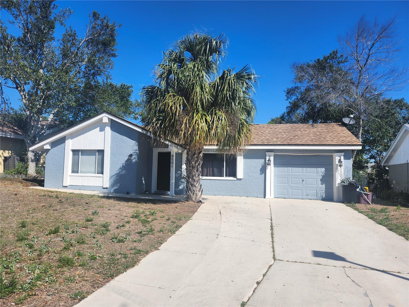 8501 Hunting Saddle Dr photo 1