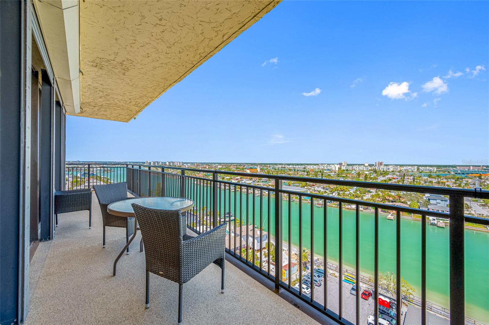7600 Bayshore Dr #1206