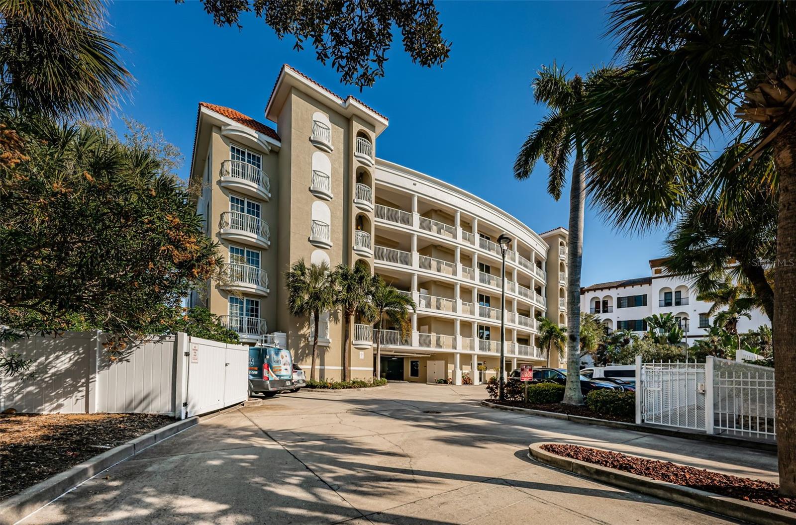 3805 Gulf Blvd #504