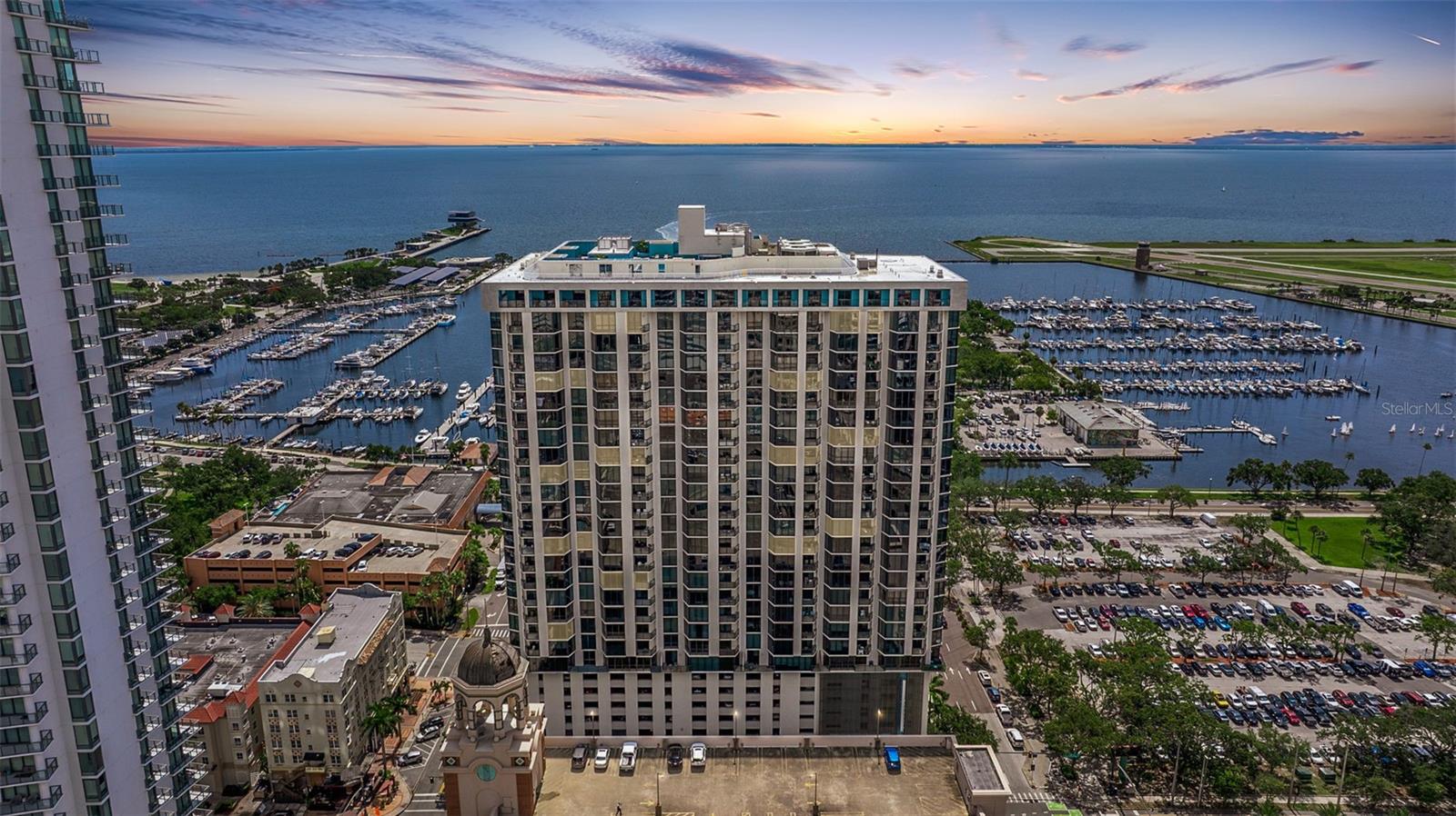 1 Beach Dr SE #2011 photo 1