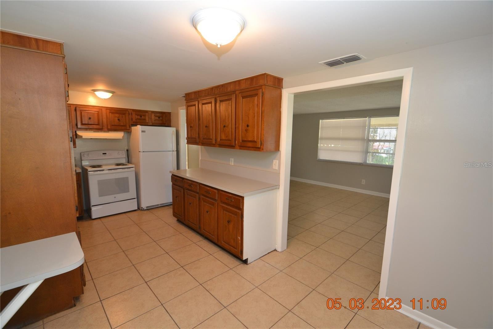 300 Midwood Dr