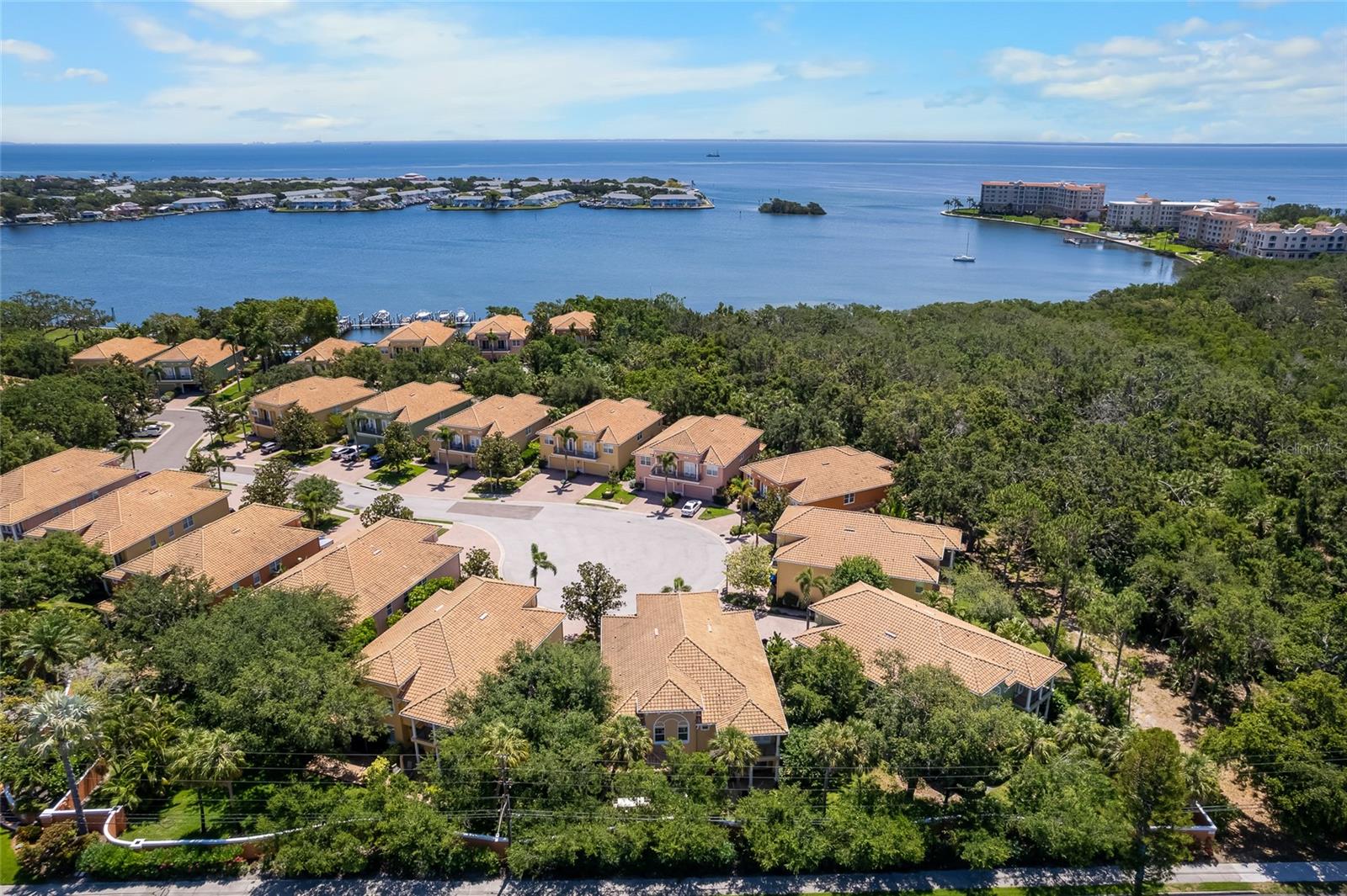 191 Banyan Bay Dr photo 1