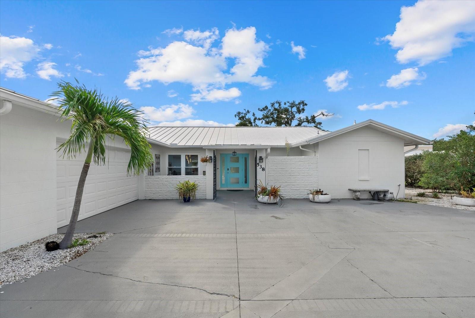 538 Magellan Dr