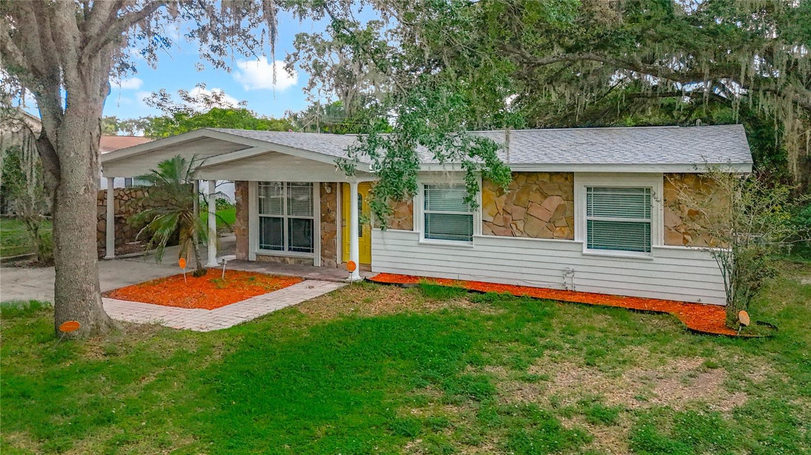 307 Fern Cliff Ave