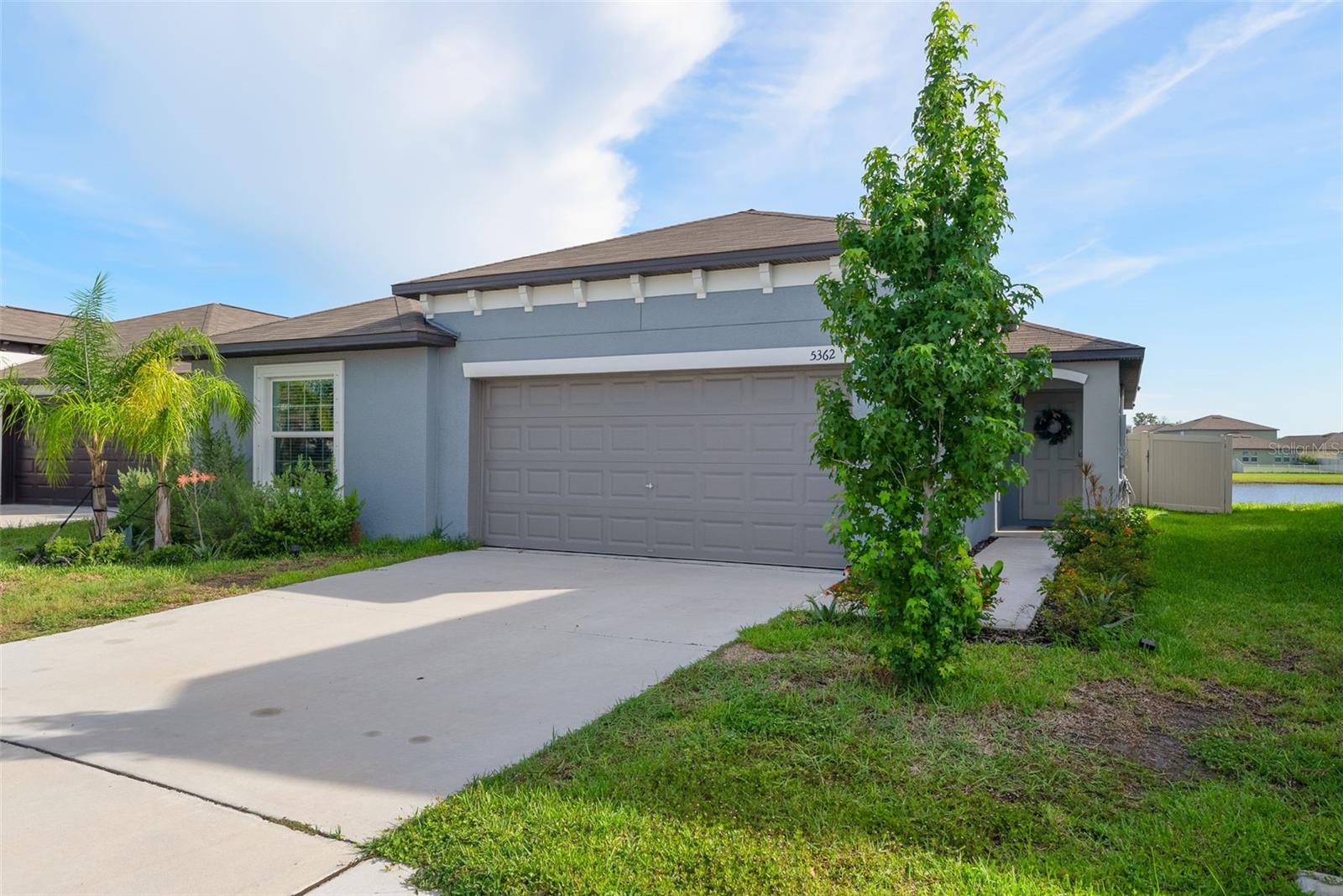 5362 Blue Horizon Way photo 1