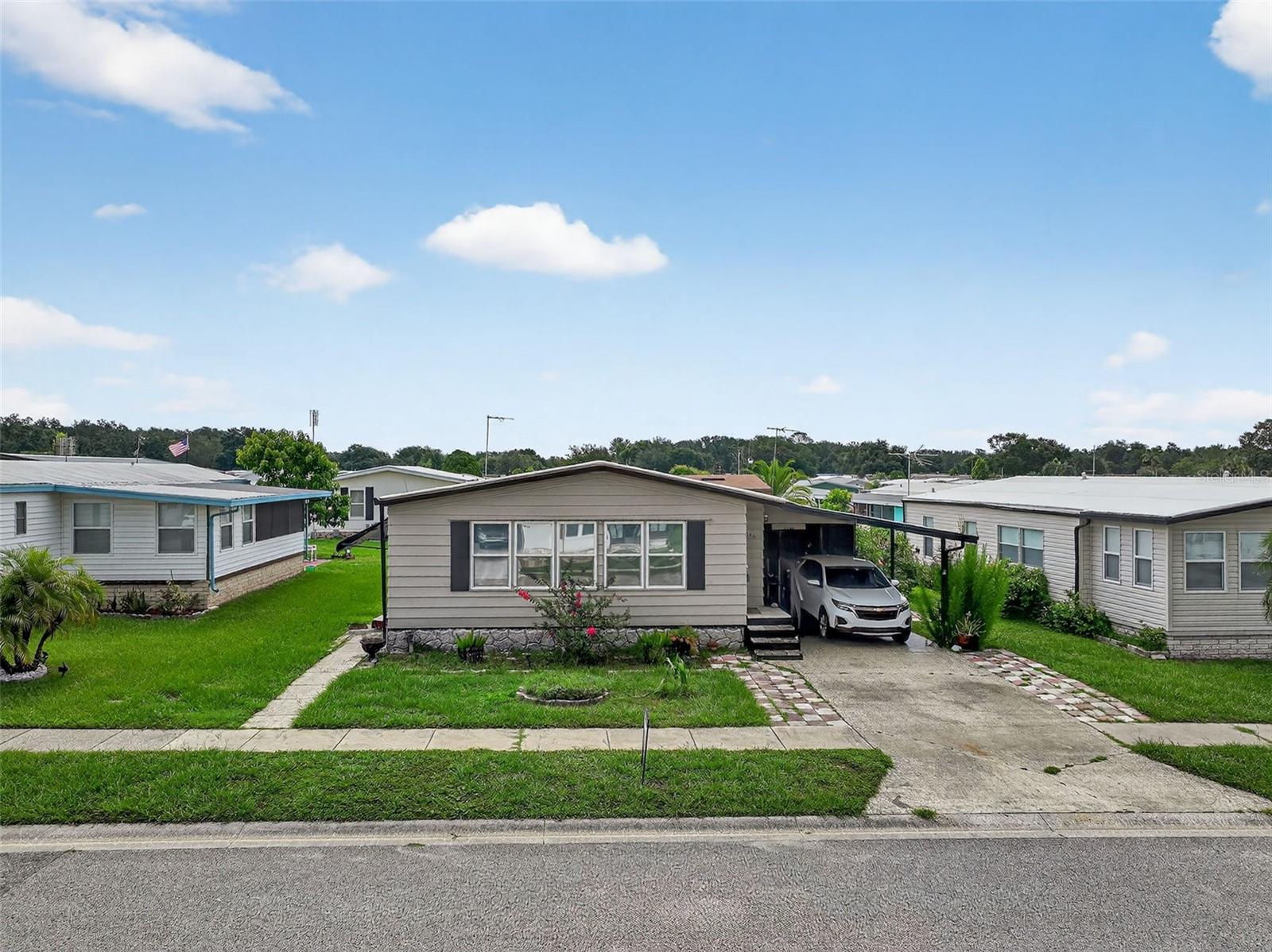 3850 Sarah Dr