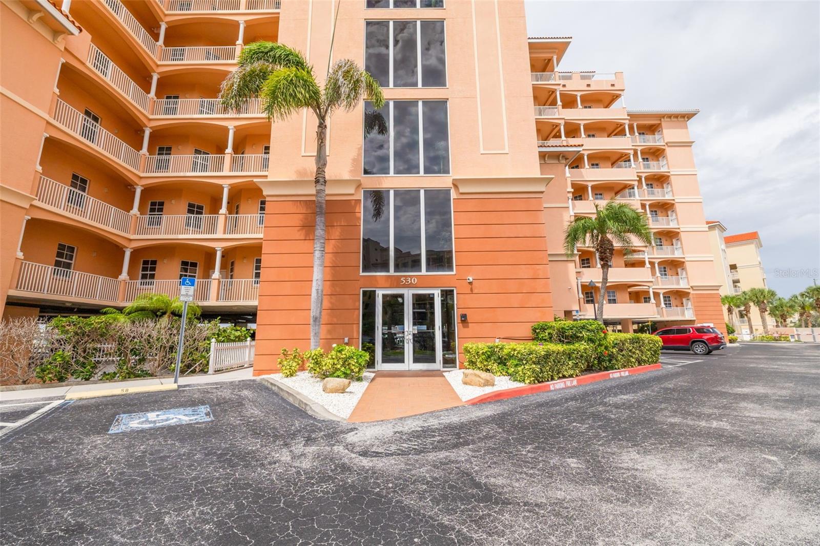 530 S Gulfview Blvd #205