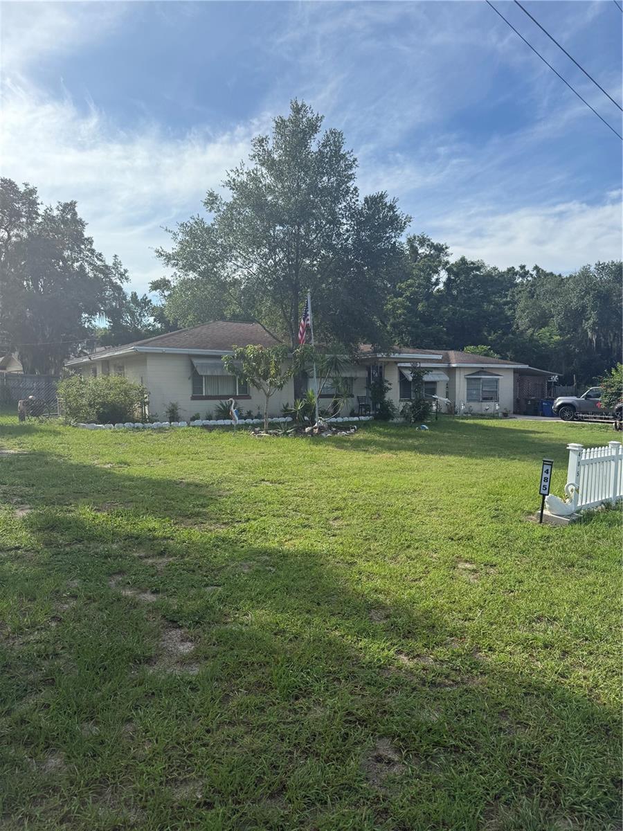 485 N Buena Vista Dr