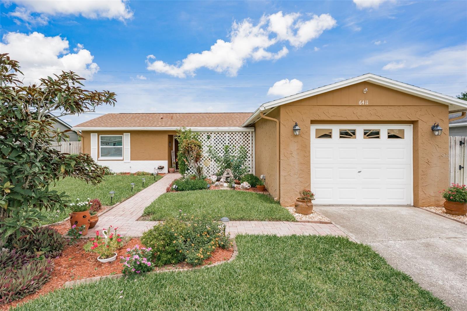 6411 Elmhurst CT