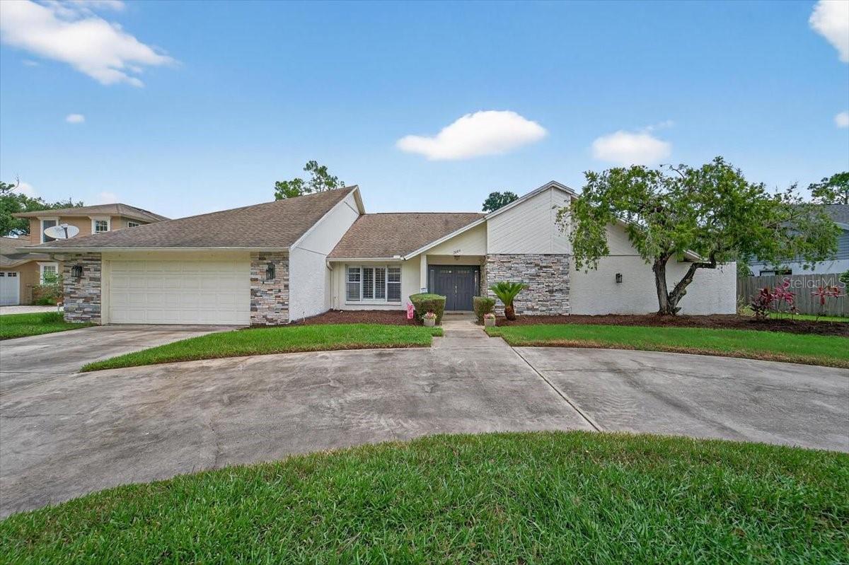 2004 N Golfview Dr