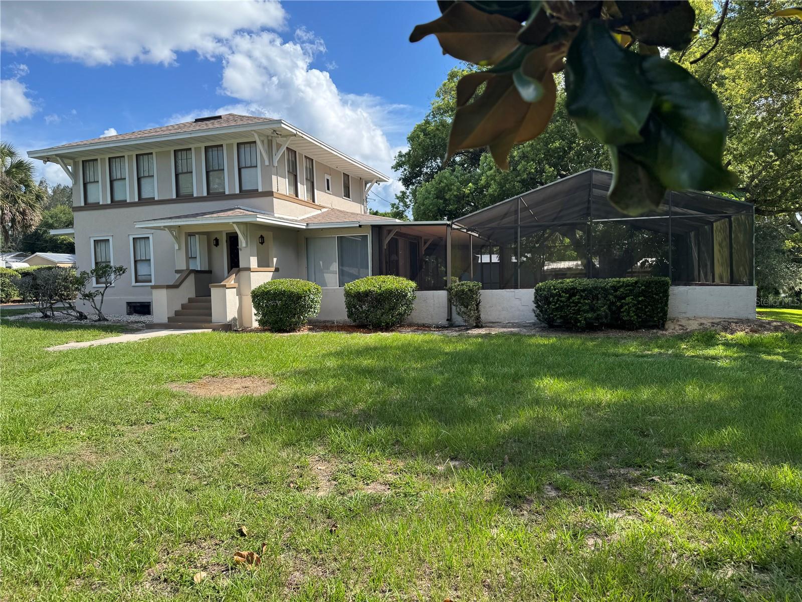 530 N Ridge Ave