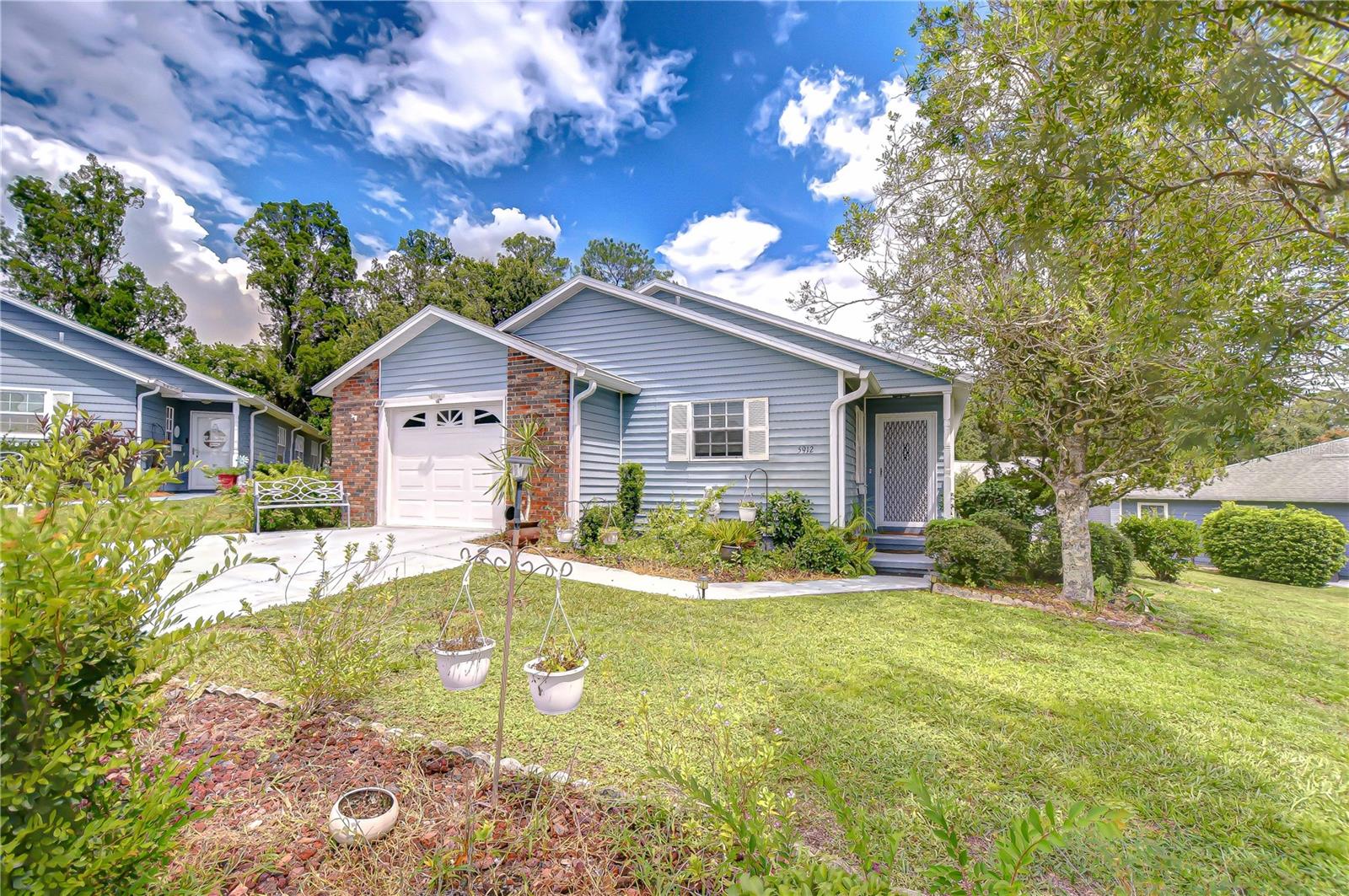 5912 Newberry CT