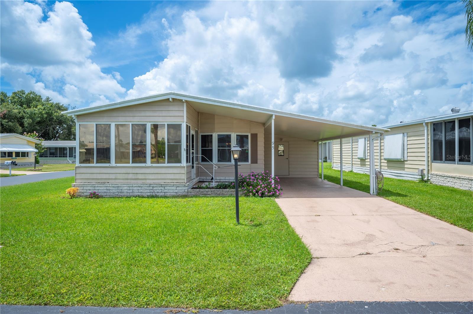 95 Parson Dr