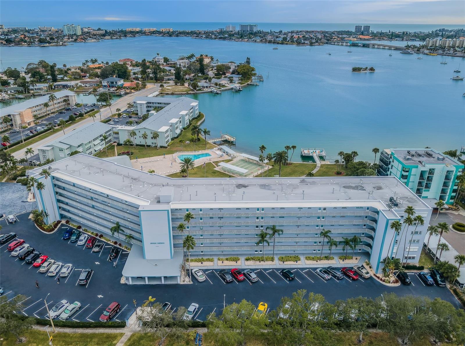 1868 Shore Dr S ##410