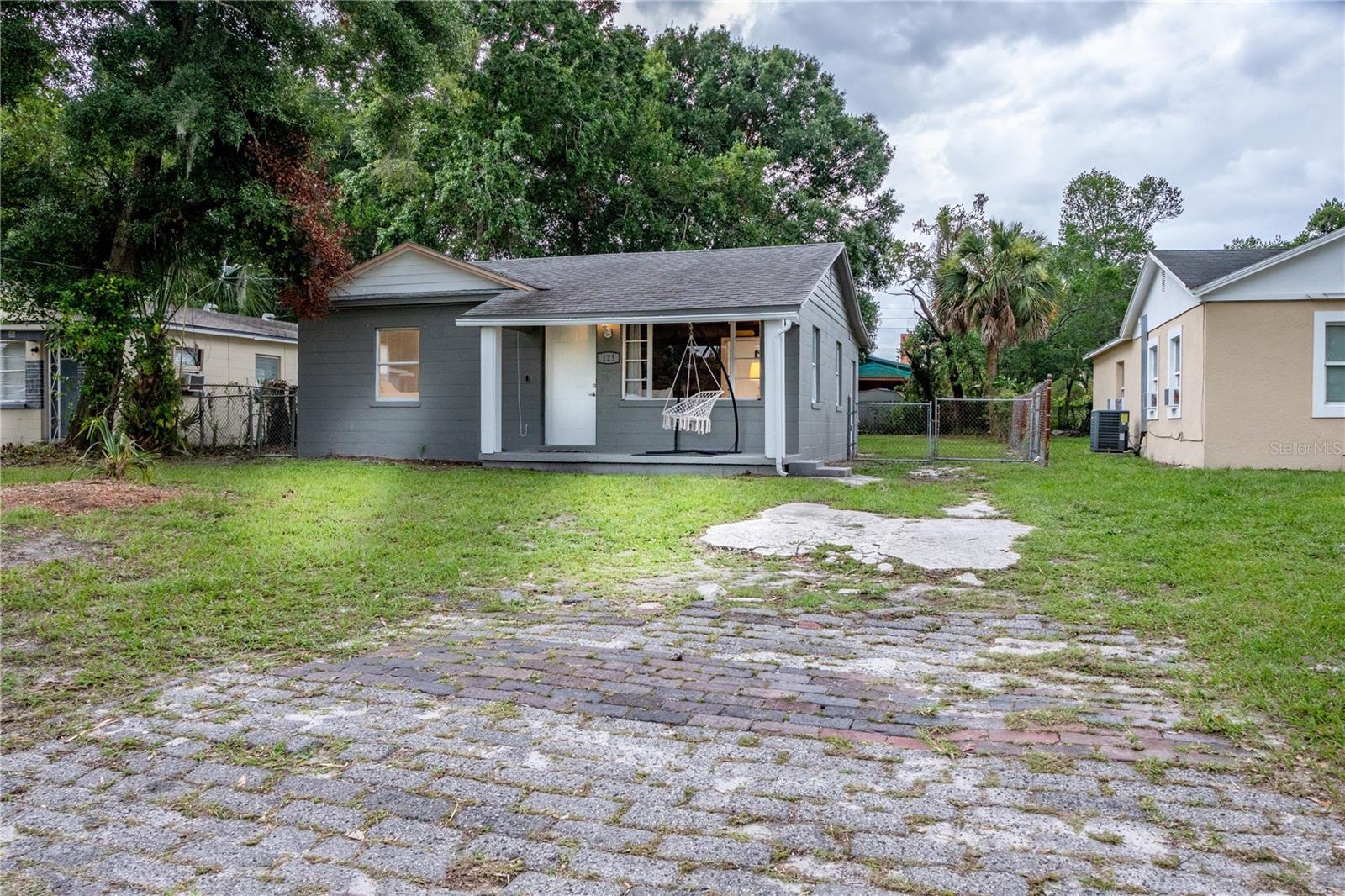 123 Oconee St