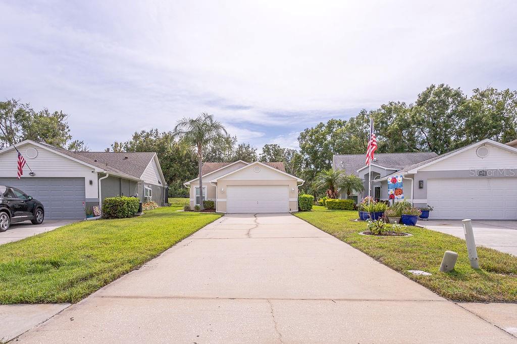 6431 Gentle Ben Cir