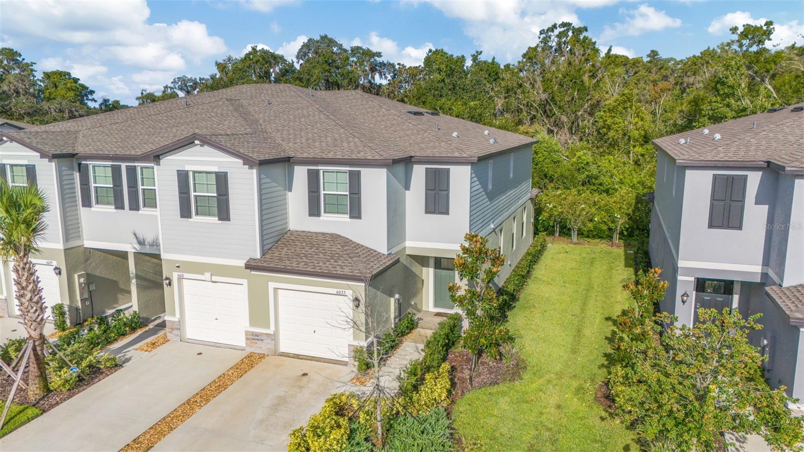 6033 Acara Ln