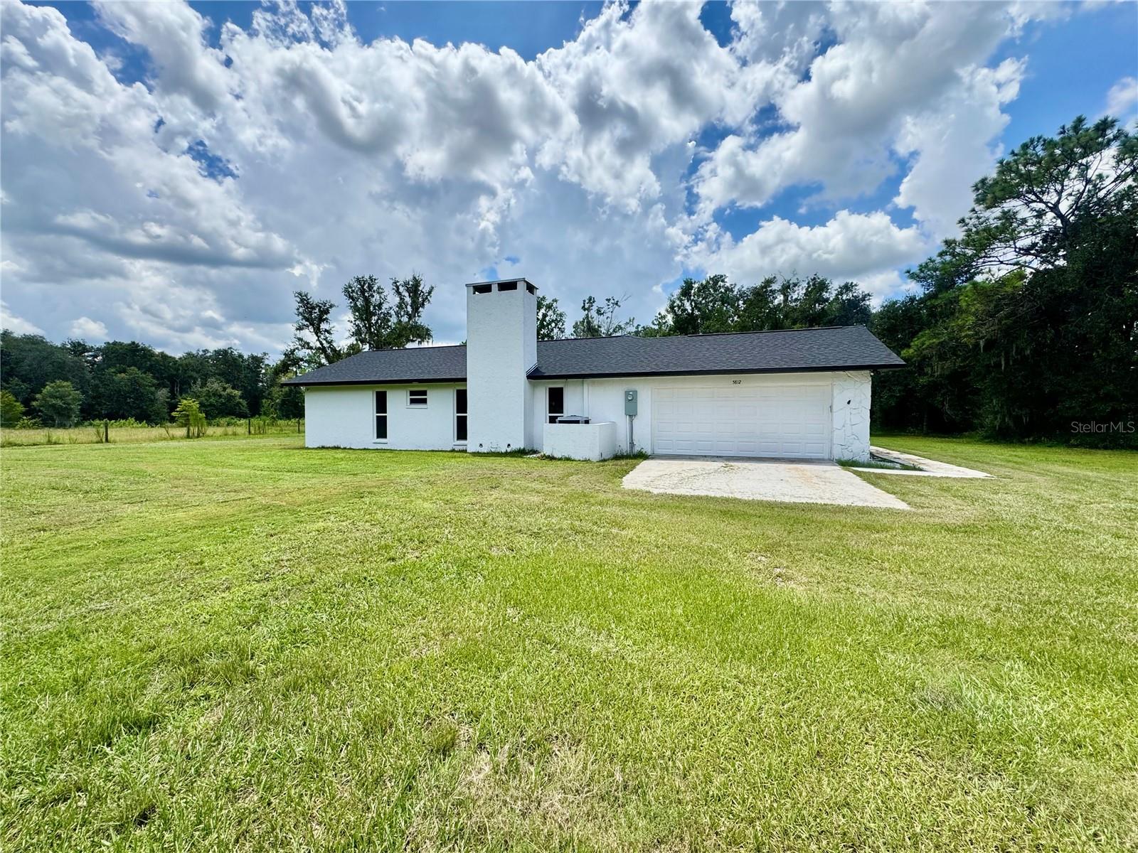 5812 N Dormany Rd