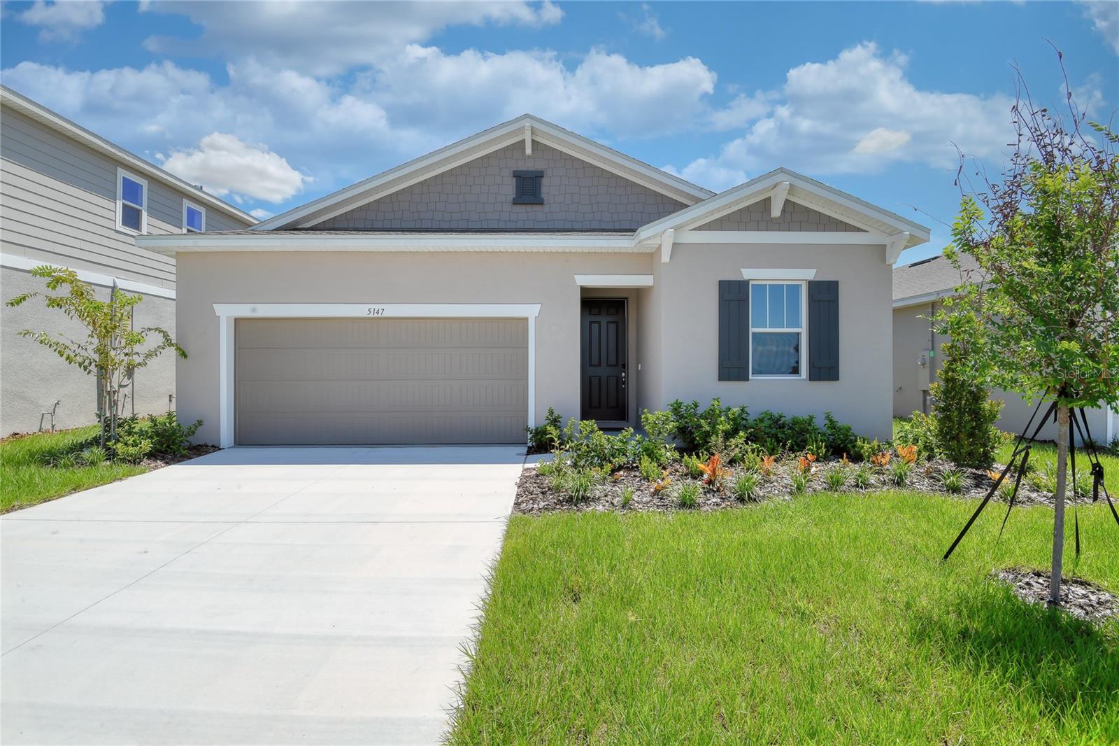5147 Kinsley Dr