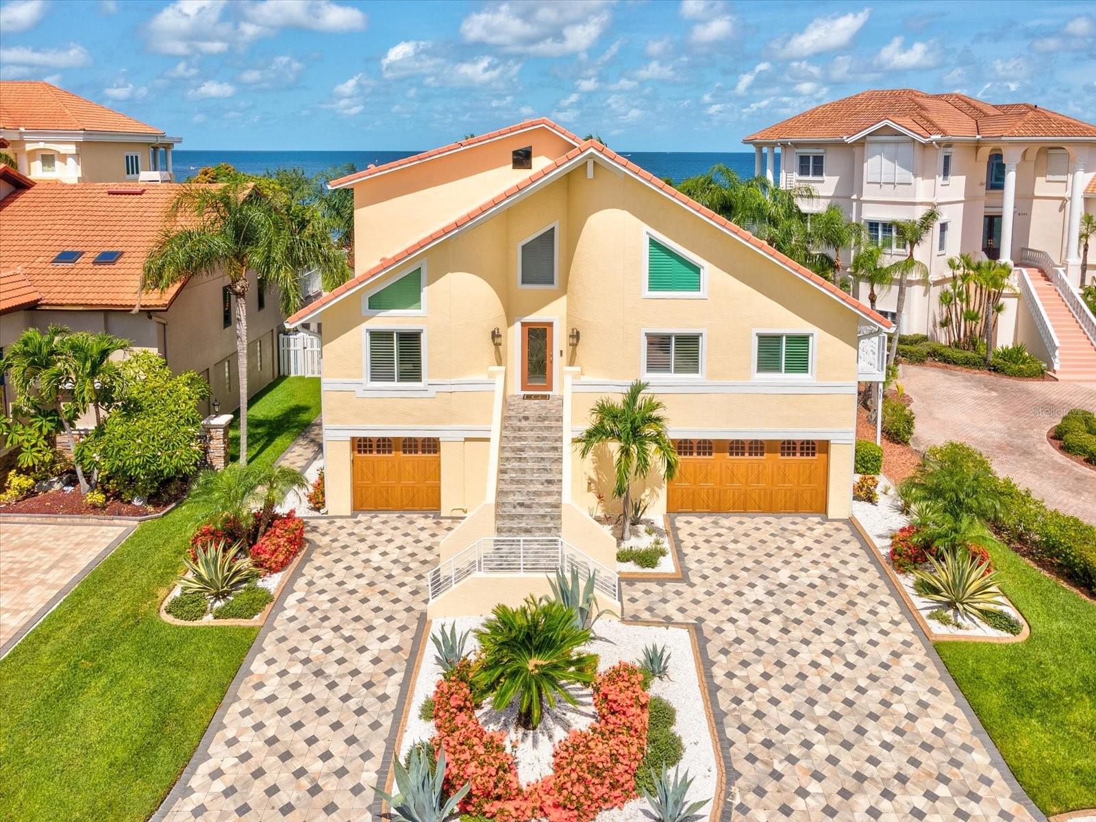 5101 Westshore Dr