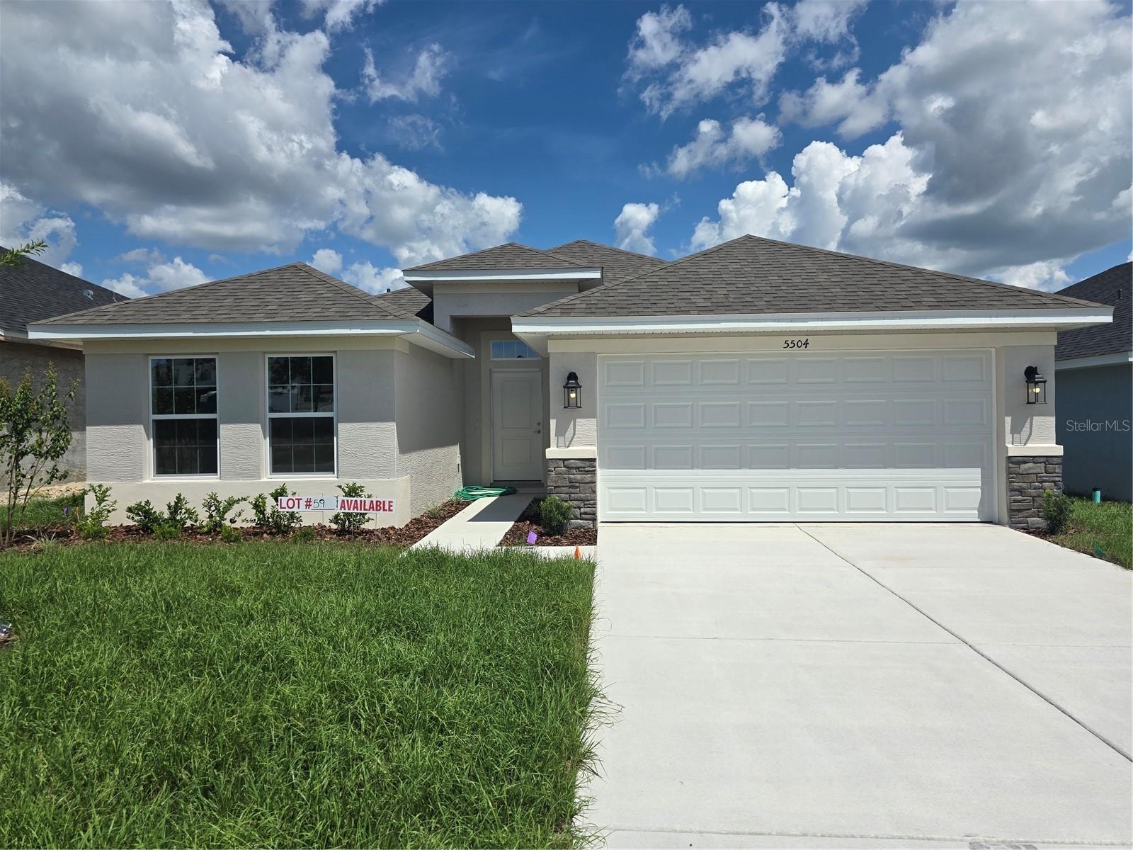 5504 Ocean Breeze Dr photo 1
