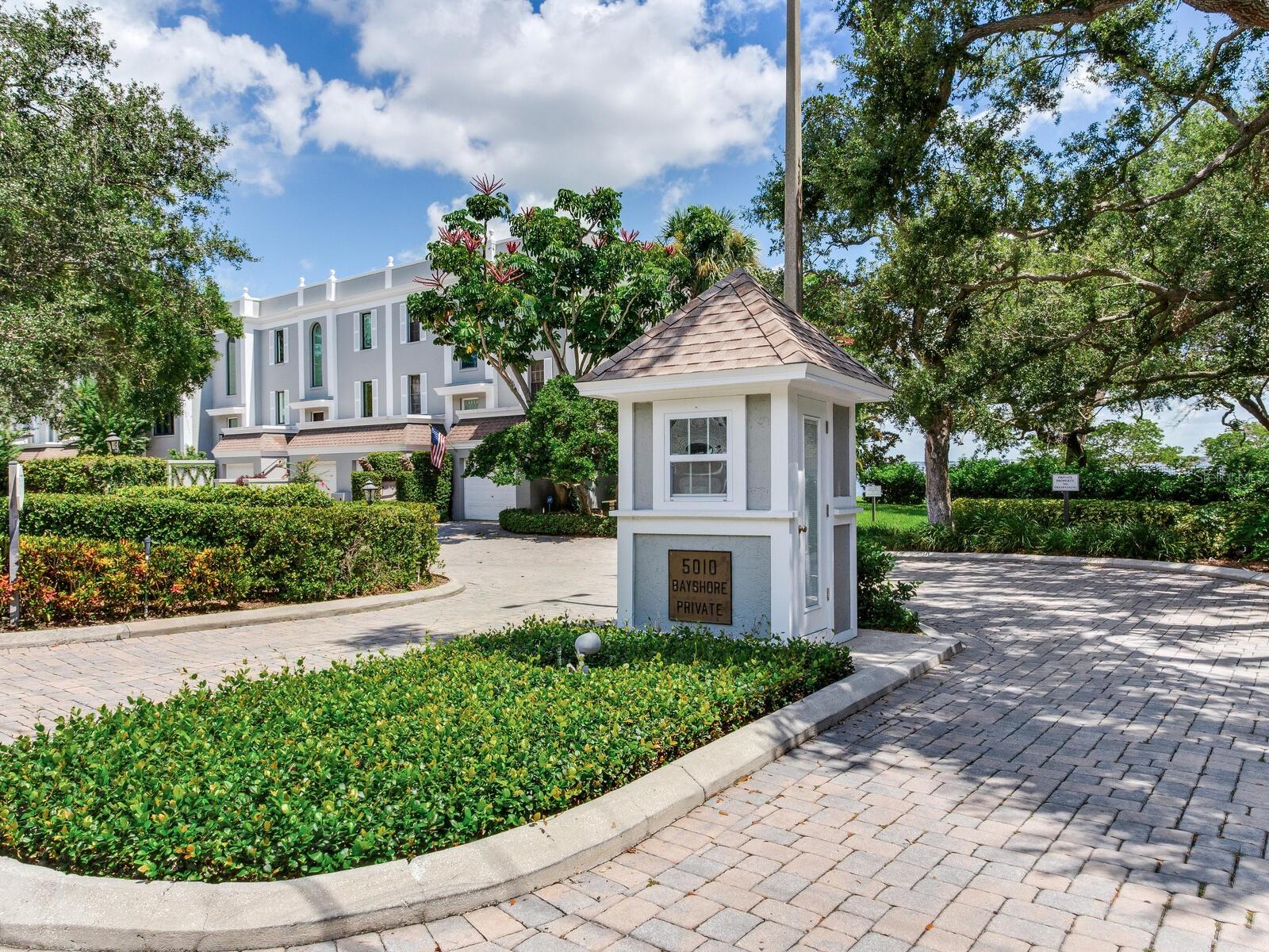 5010 Bayshore Blvd #7 photo 1
