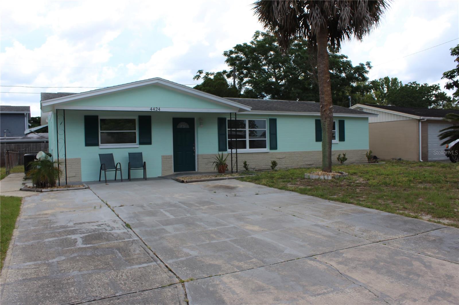 4424 Terry Loop