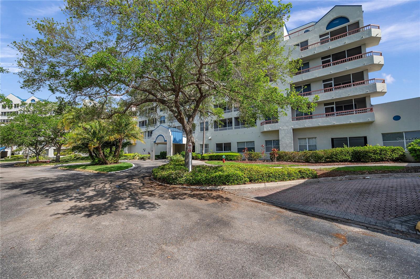 2333 Feather Sound Dr #B307