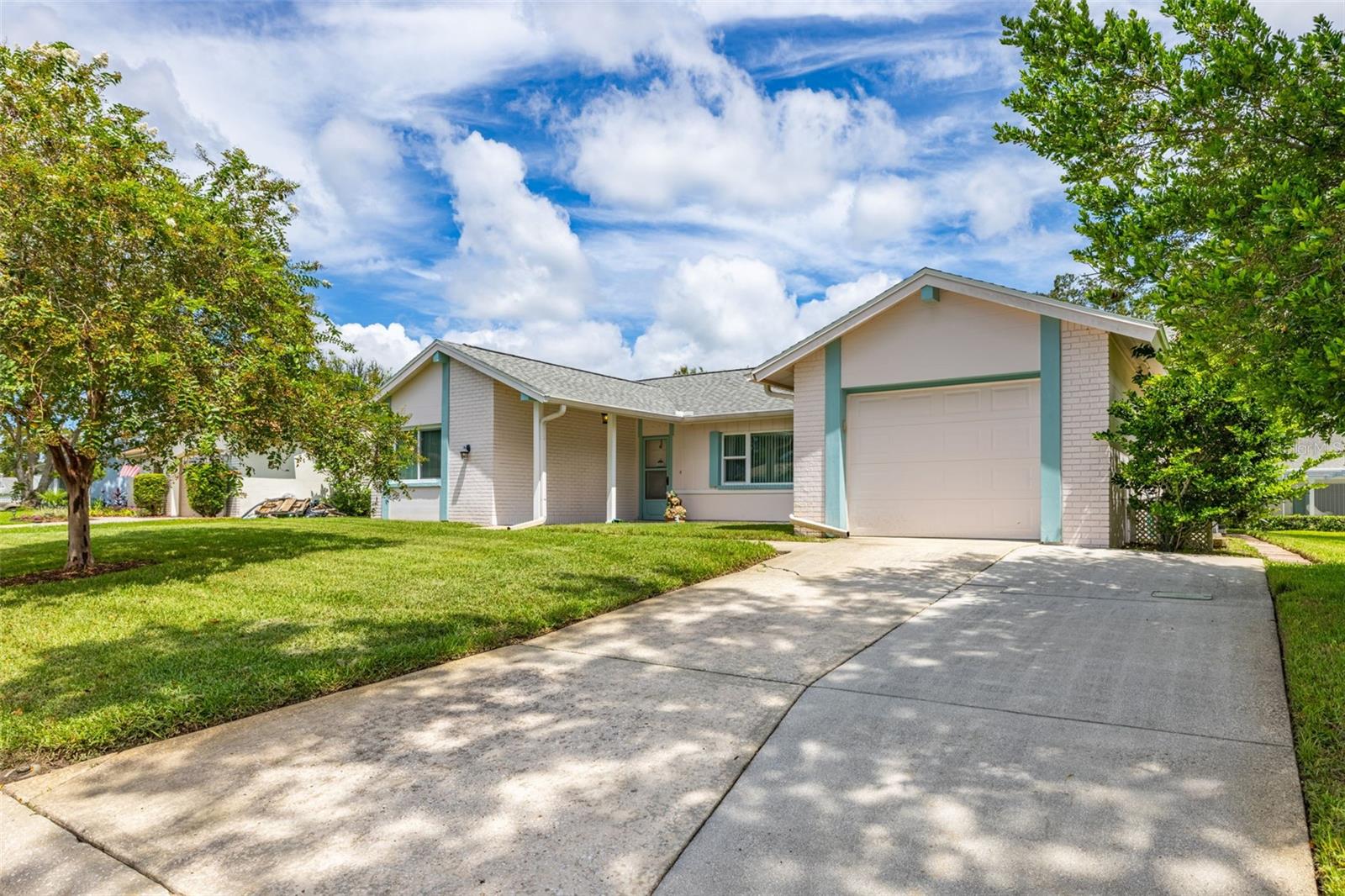 13004 Serpentine Dr