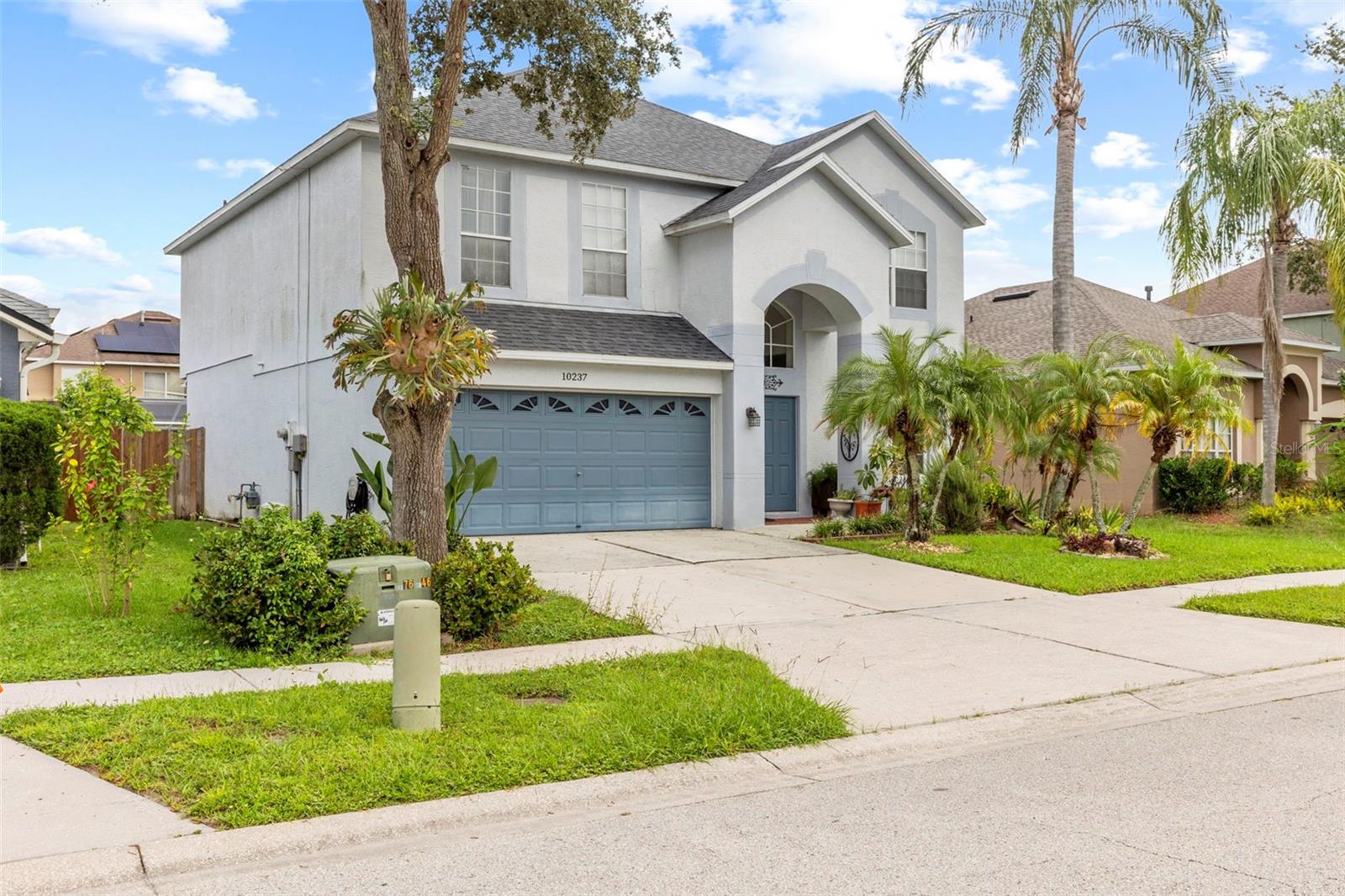 10237 Goldenbrook Way photo 1