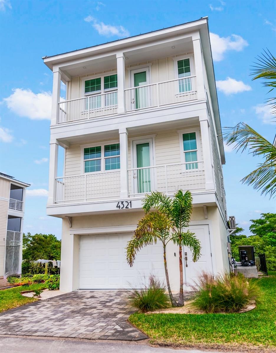 4321 Marina View Way photo 1