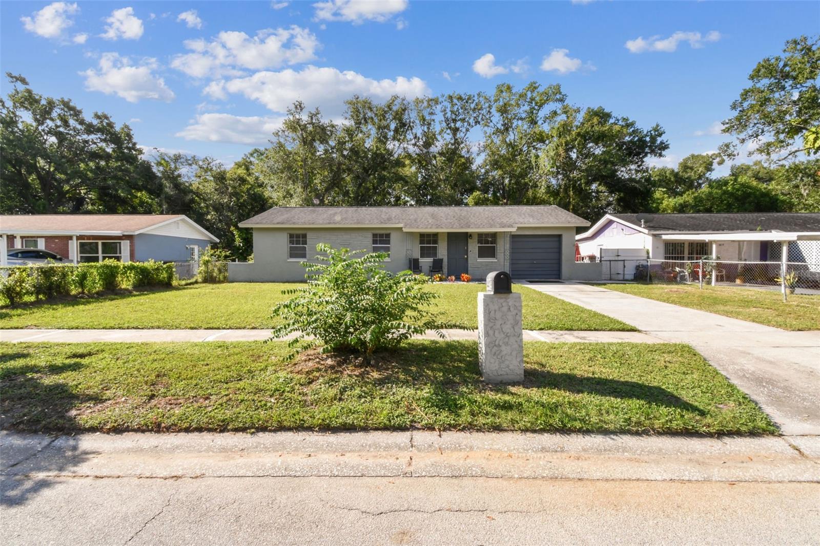 4419 Dolphin Dr photo 1