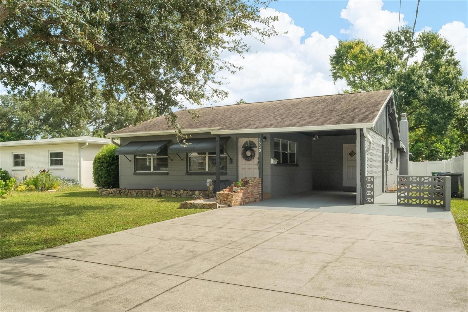 1520 S Richard Ave photo 1